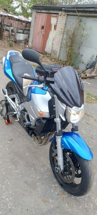 Suzuki gsr 600 gsr
