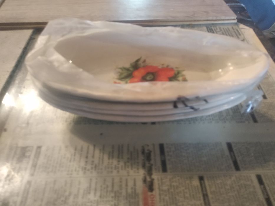 Продается новая посуда.