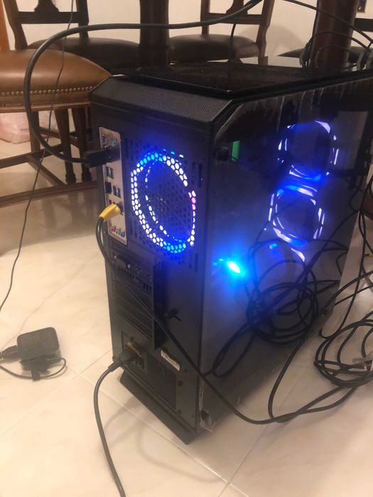 Torre Gaming, Intel CORE I7, RTX 2060, 500 SSD, 1 TB HDD