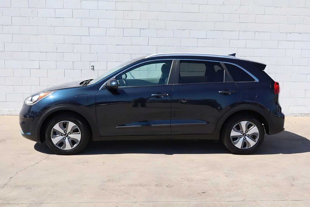 Kia Niro Plug-In Hybrid      2020