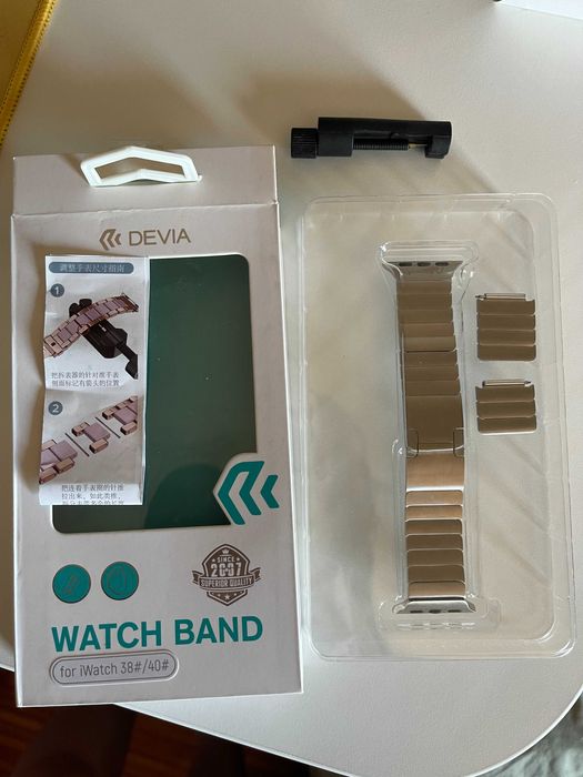 Pasek DEVIA Elegant Link Bracelet do Apple Watch 40mm/41mm 38mm Silver