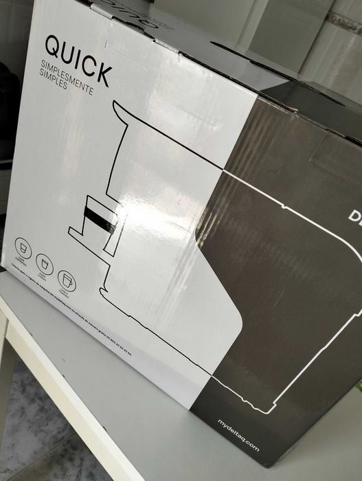 Máquina de café Delta Q Quick