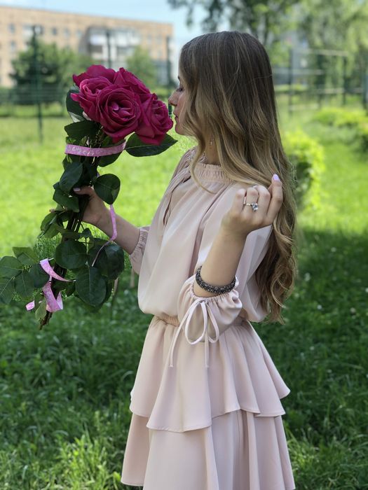 Продам випускну сукню