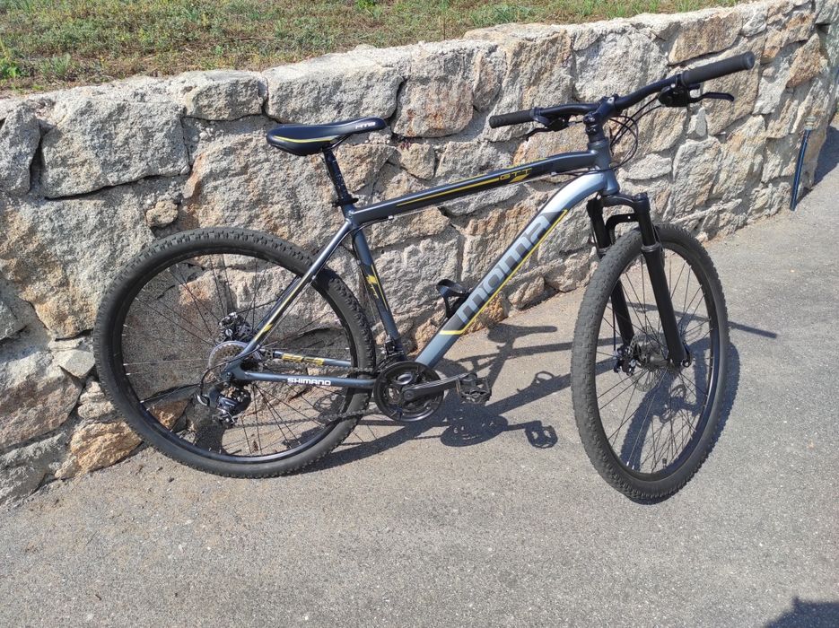 Bicicleta BTT moma bikes