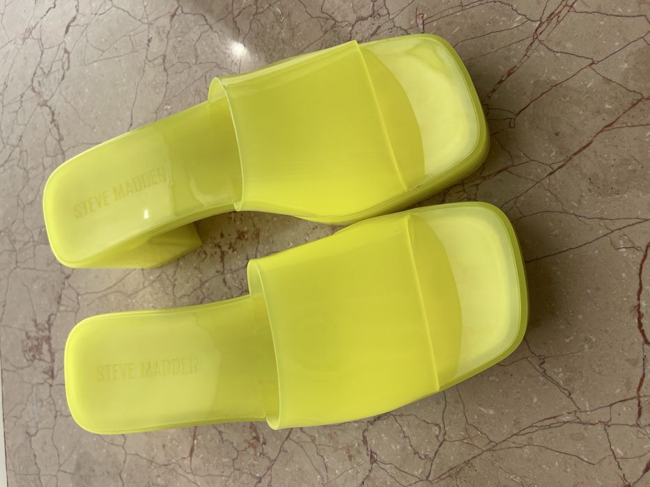 Steve Madden Harlin оригінал босоніжки мильниці шльопки
