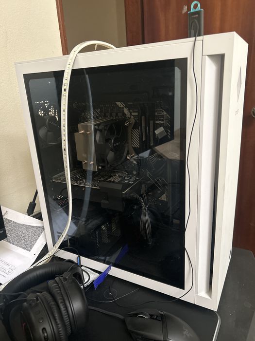 Pc gamer cadeira mesa conpleto
