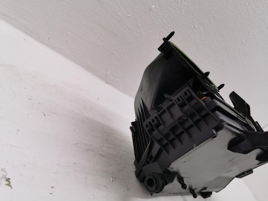 Obudowa filtra powietrza mercedes e-klasa w213 20