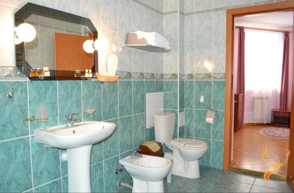 Продається прибутковий готельний комплекс у серці Карпат — м. Яремче!