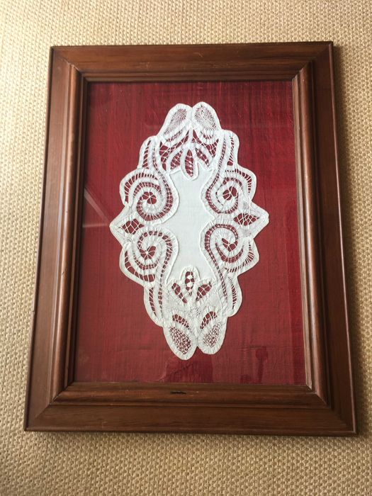 Várias  molduras e renda Battenberg e bilros emoldurada64585425655426120