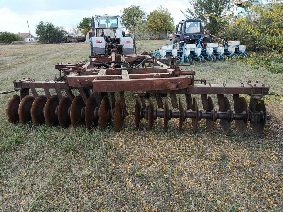 Продам Т150. В комплекті культиватор і діскова