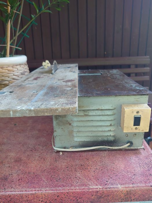 Станок деревообробний (Циркулярка)