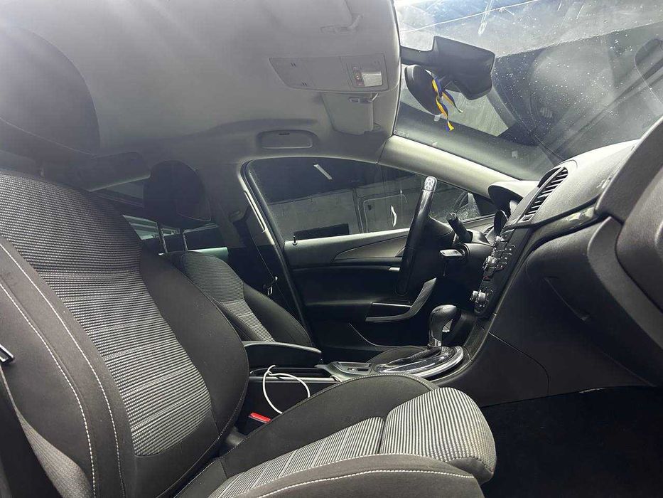 Opel Insignia Sports Tourer 2011