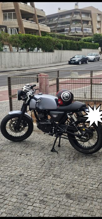 Mash Café Racer 125 Silver Edition