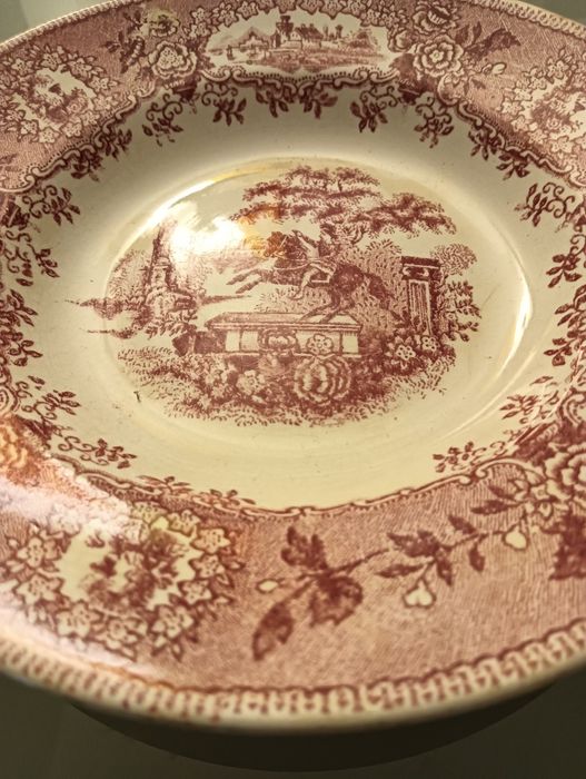 Porcelana Antiga Rara Prato fundo  4 KI Estátua GILMAN & Cta  SACAVÉM*