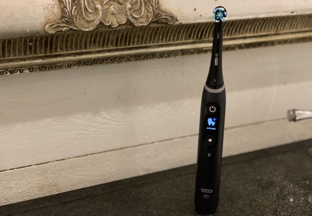 Oral-B iO Series 8 elektryczna szczoteczka do zębów