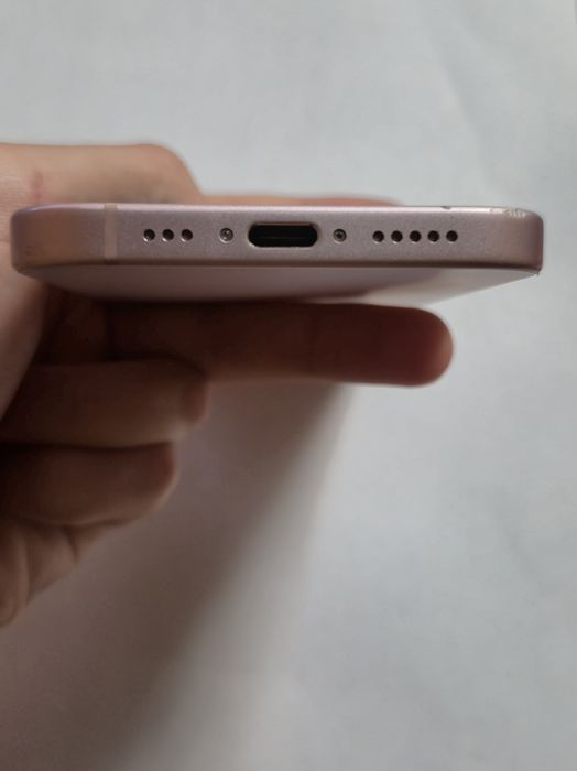 IPhone 15/128  рожевий