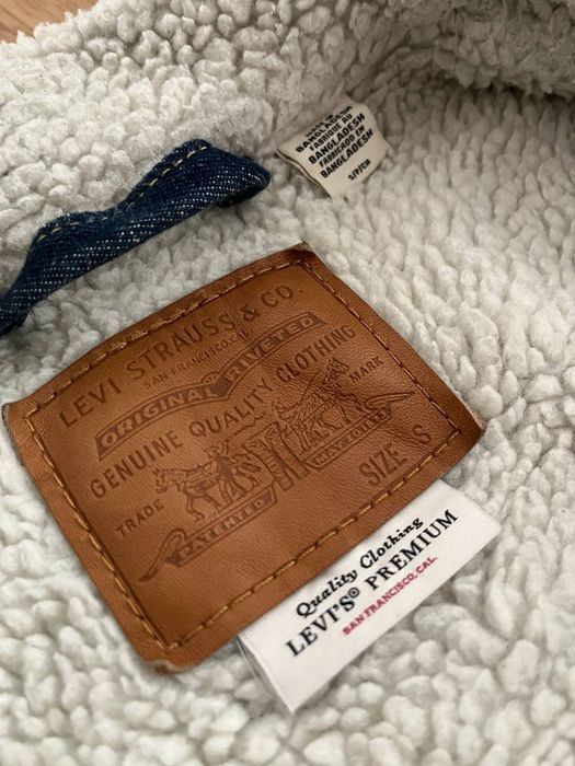 Куртка джинсова  Levis Premium Sherpa Tracker Jacket S