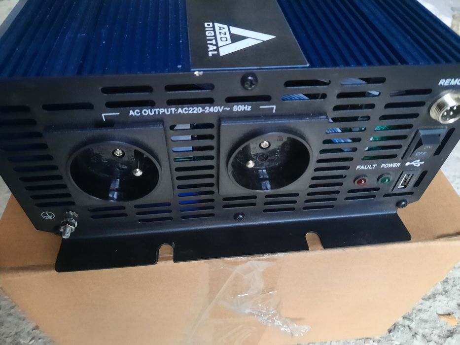Інвертор напруги digitel 12 220