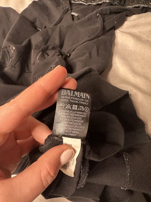 Худі Balmain . Оригінал