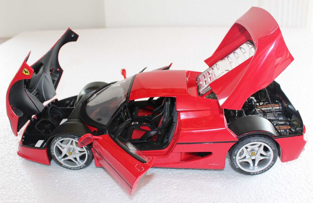 FERRARI F50 Coupé/Spyder escala 1/12  Tamiya