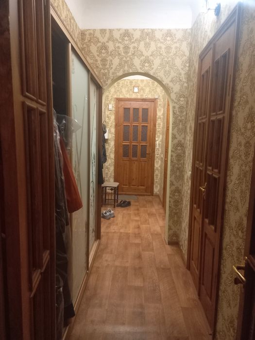 Продам 3 ком,Сталинку Центр