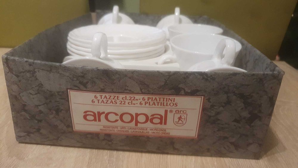 Serwis Kawowy ARCOPAL France – Fason Trianon – 14 el. Lata 90te.