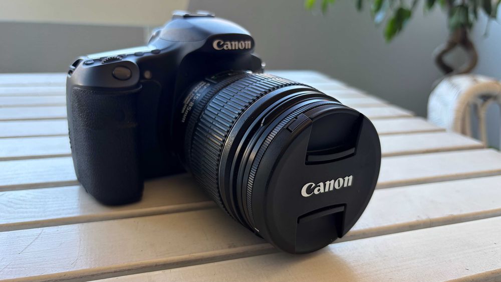 Máquina fotográfica Canon EOS 60D