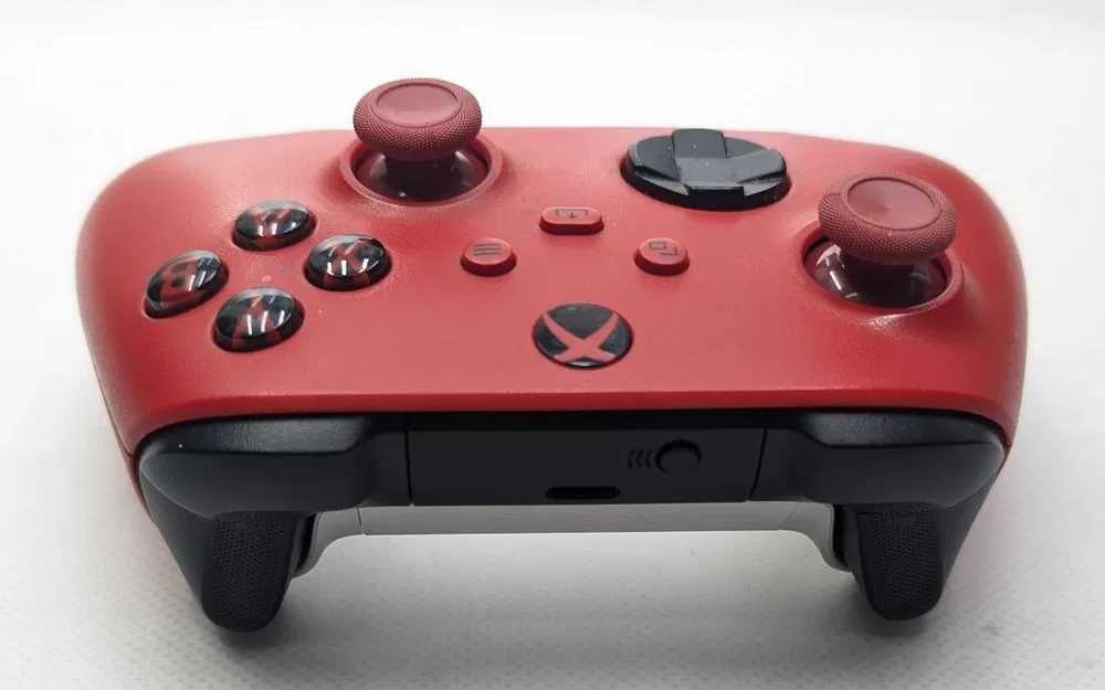 Kontroler Pad Model 1914 Xbox Series / Xbox one/ PC / Czerwony