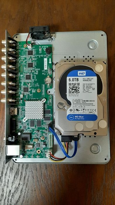 Turbo HD видеорегистратор DS-7116HQHI-K1