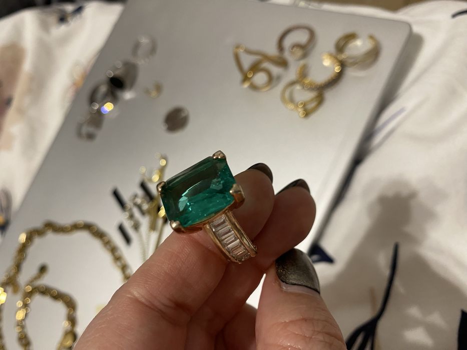 Sprzedam nausznice (kaffy) na ucho oraz Kolczyki i pierścionki