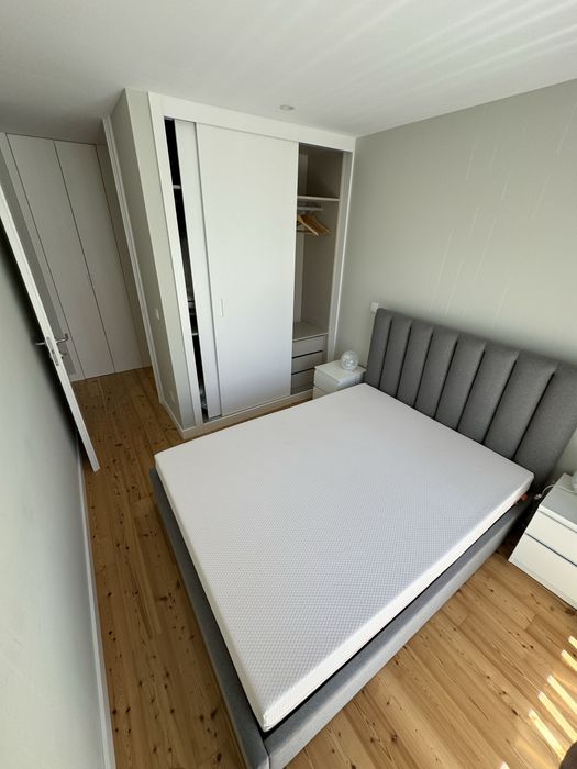 Alugo T1 mobilado em espinho com lugar de garagem rua 5 270