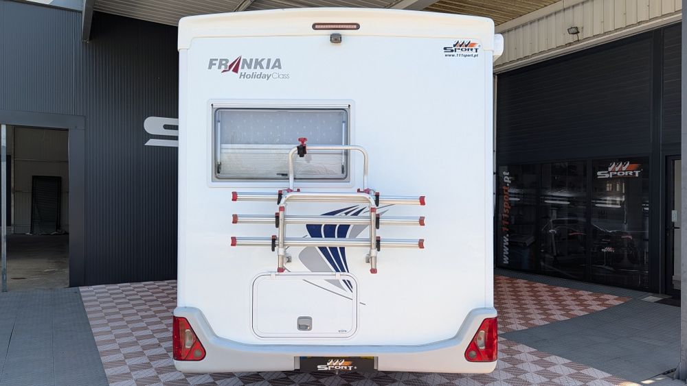 Autocaravana Frankia Holiday class