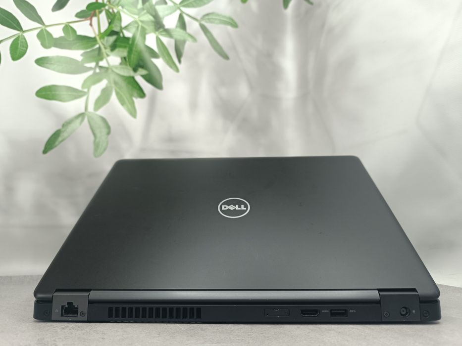 Ноутбук Dell Latitude 5480/i5-6300U/8 ГБ/NVMe 256GB/14" Full HD