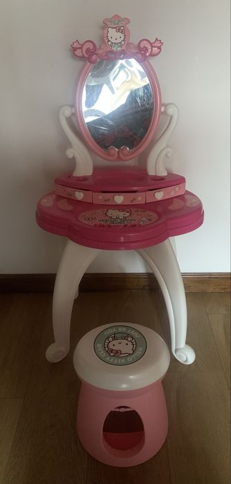 Penteadeira/Tocador Hello Kitty - Smoby