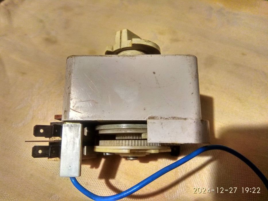 Реле времени эл.механическое для техники