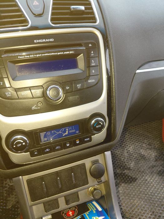 Продам Geely Emgrand 7