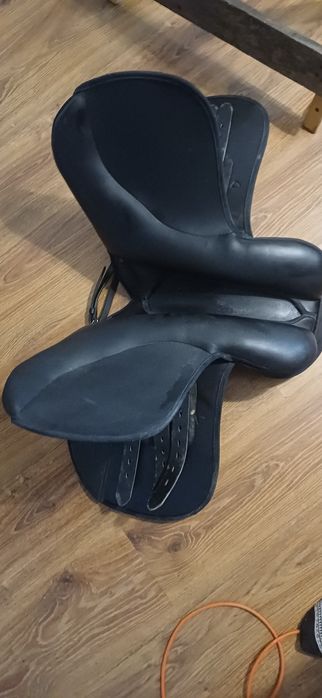 Siodlo wszwchstronne 15,5 cala. Łęki wymienne.