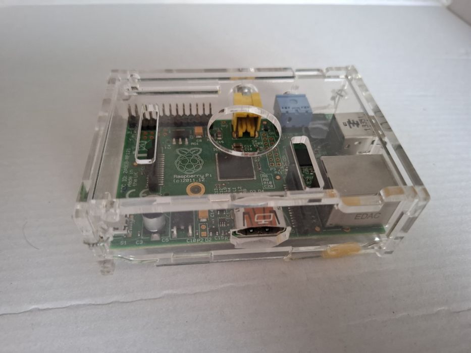 Raspberry pi 1	 b