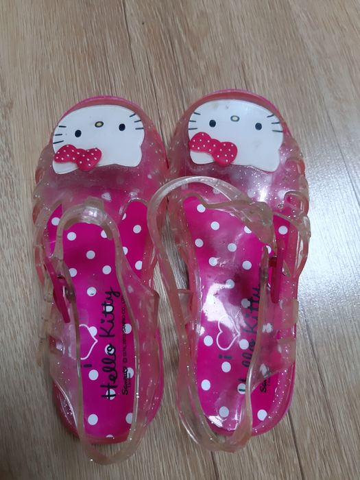 Sandałki Hello Kitty gumowe r. 27