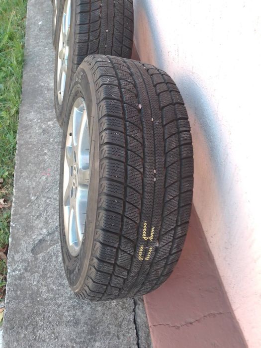 Шини зимові Triangle Snow Lion 185/65/14, Практично нові