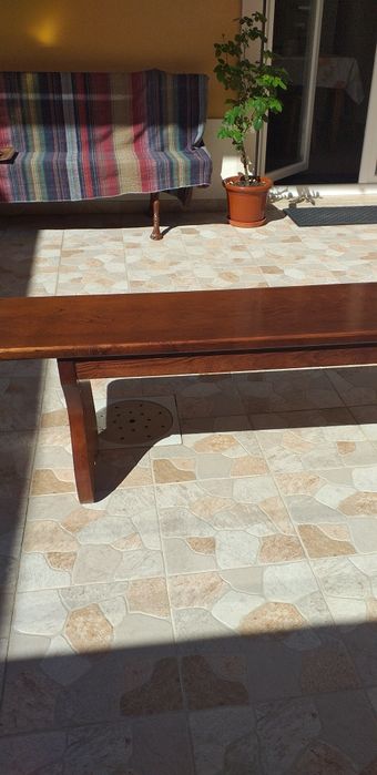 Vendo 2 bancos corridos iguais