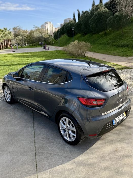 Renault Clio 0.9 TCe 2019 **Desde 139€ mês**