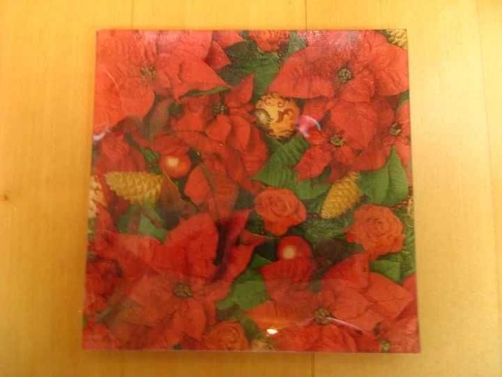 Prato decorativo feito à mão (25x25 cm)