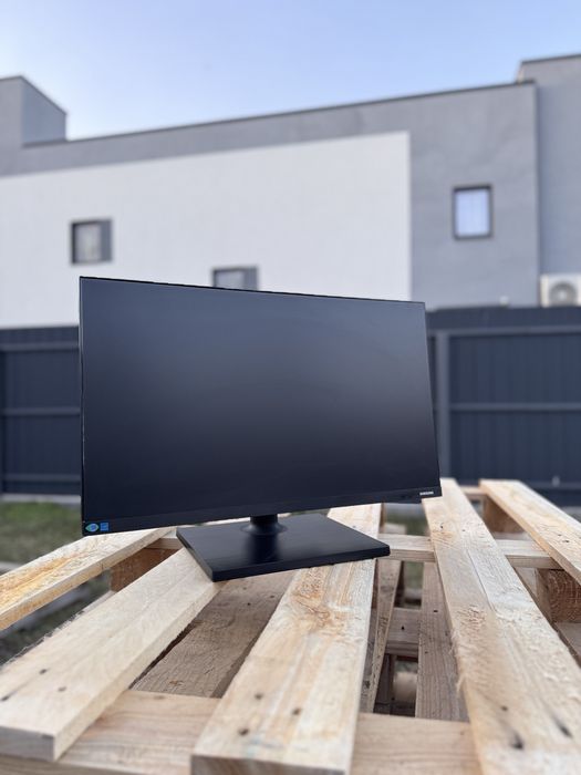 Монітор Samsung F24T450FQR / 24" IPS / Full HD / 75Hz / Тонкі рамки