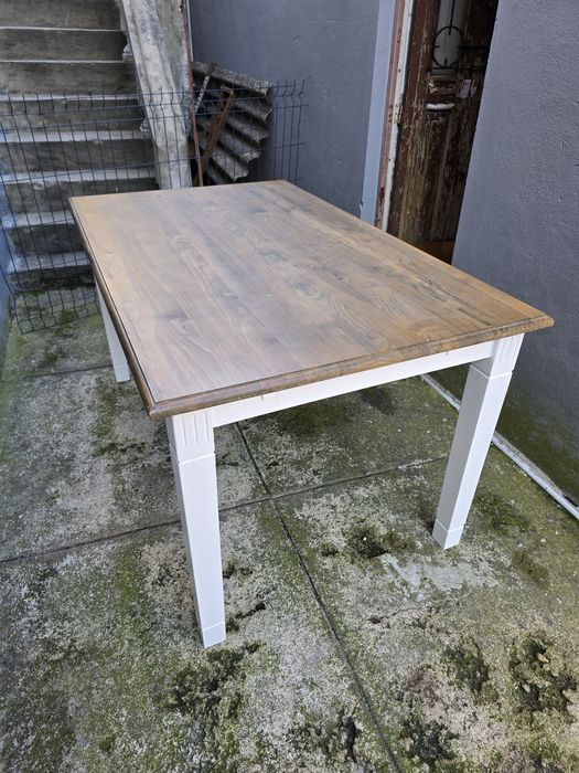 Mesa de jantar extensível