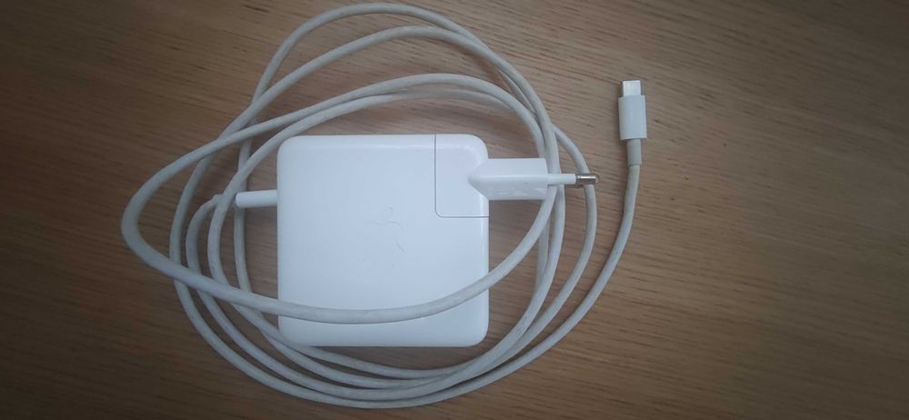 Macbook pro 13'' | i5 2.3GHz | 8GB | 512GB SSD