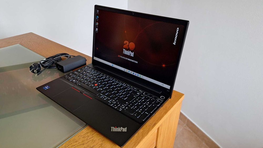 Lenovo ThinkPad E15G2 Core i7 11ªG. 4.7GHz- 16GB Ram- SSD 512GB Nvme