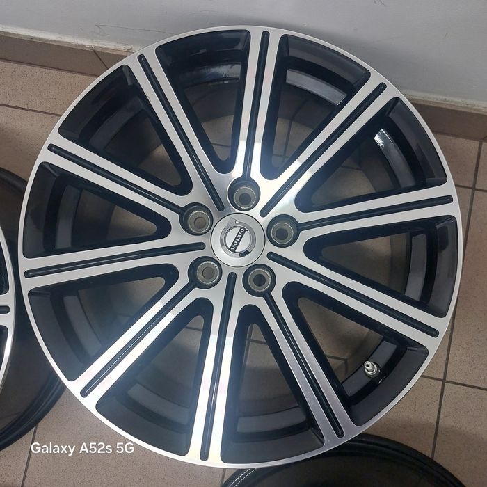 Felgi Volvo V40 V60 XC60   8Jx18 ET55   31400830