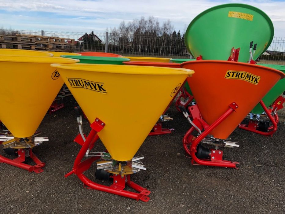 Rozsiewacz lejek do nawozów