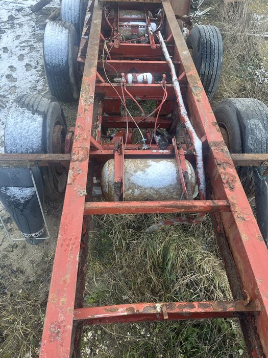 Платформа, 2 шт рами рефрижератора без будки